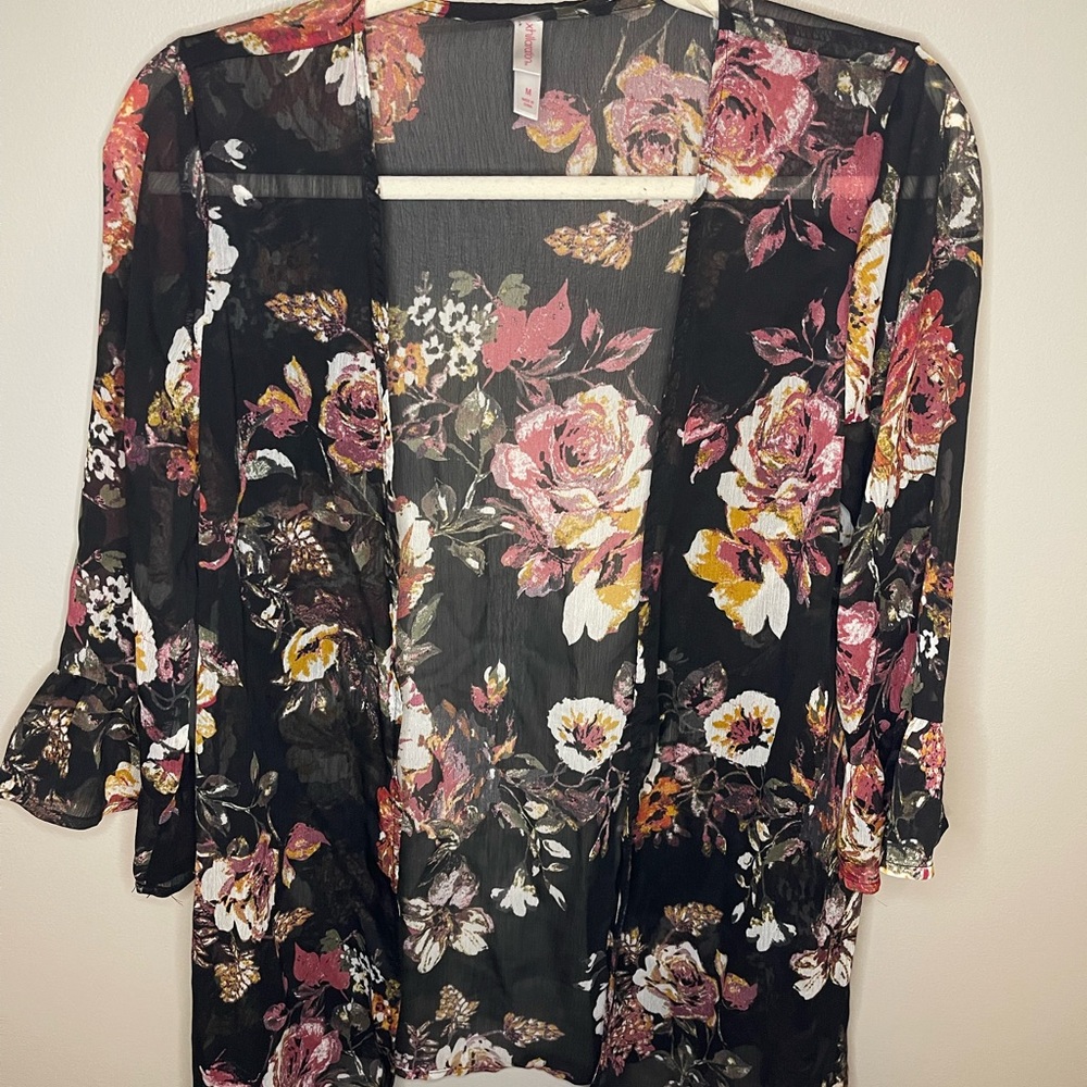 Xhilaration Black Floral Kimono / Wrap 🖤